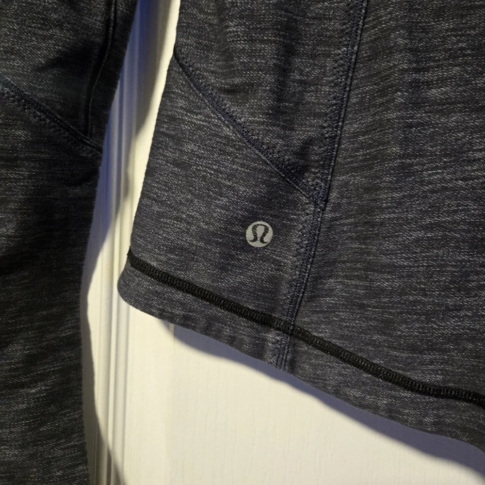 LULULEMON Size 4 Forme Slub Denim Inkwell Blue Full Zip Luon Athletic Jacket